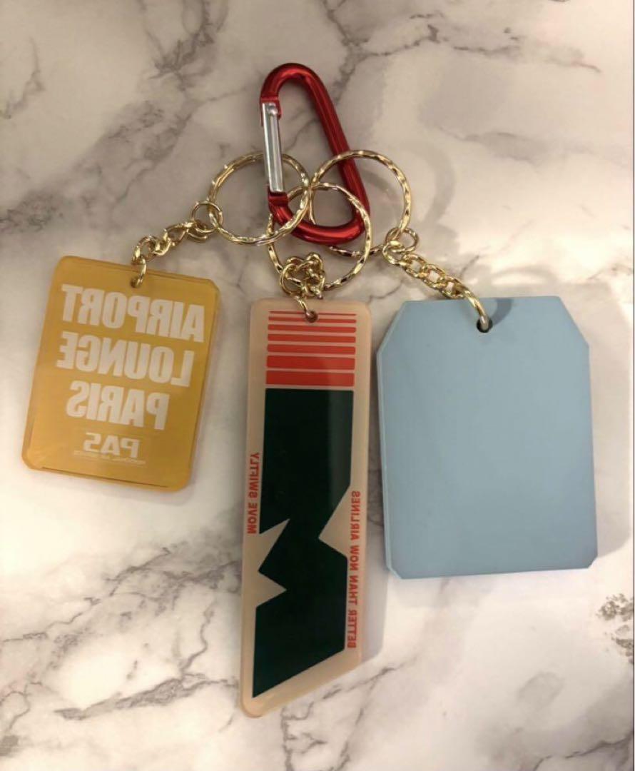 小物 Deuxieme Classe BTN Keychain