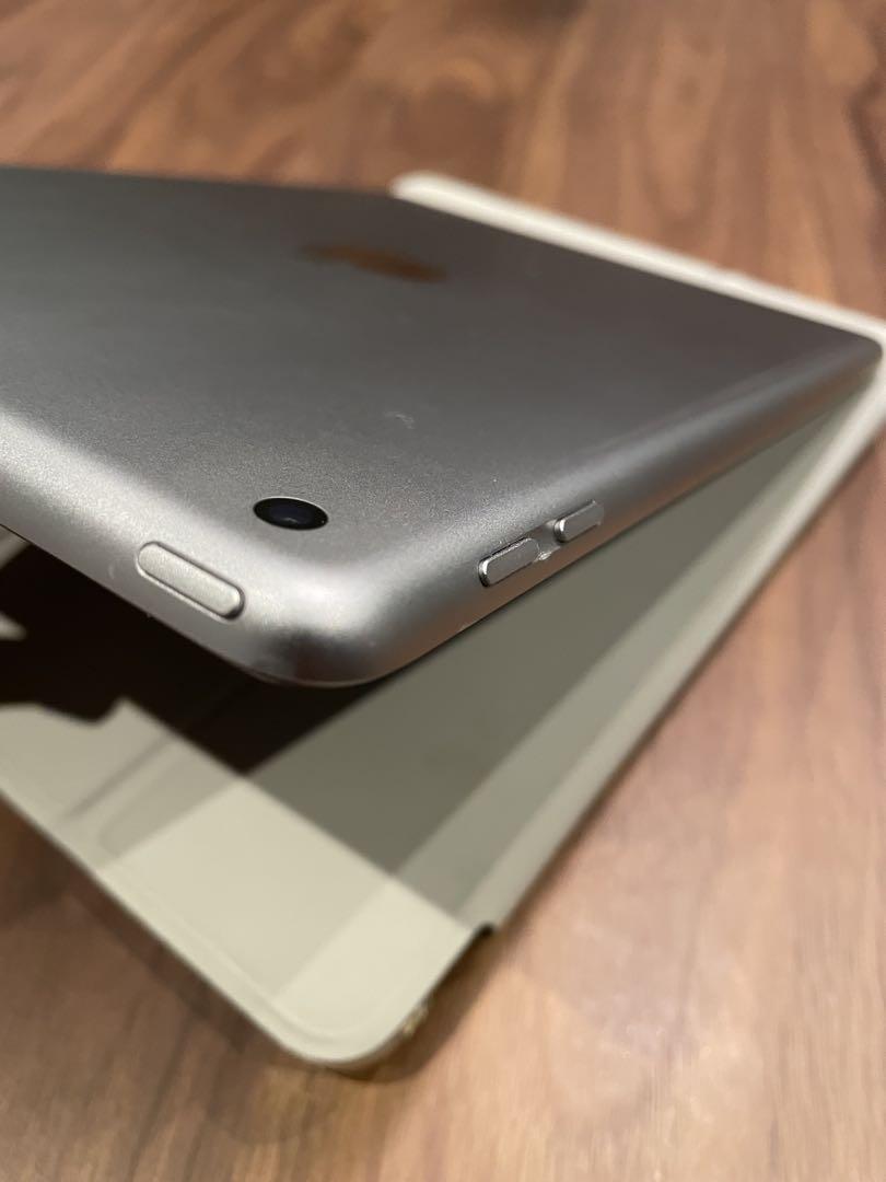 iPad 第6世代 128GB スペースグレイ WIFIモデル 中古 本体