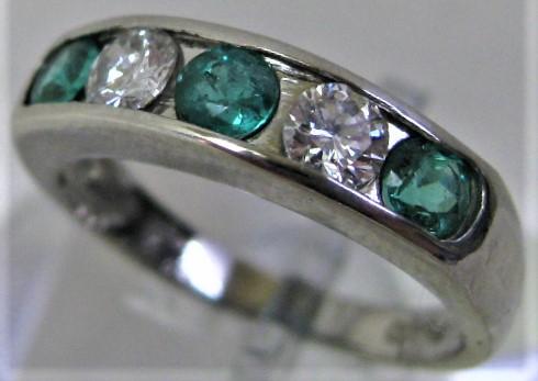 Pt900プラチナ リング 指輪 エメラルド 0.48ct ダイヤ 0.38ct