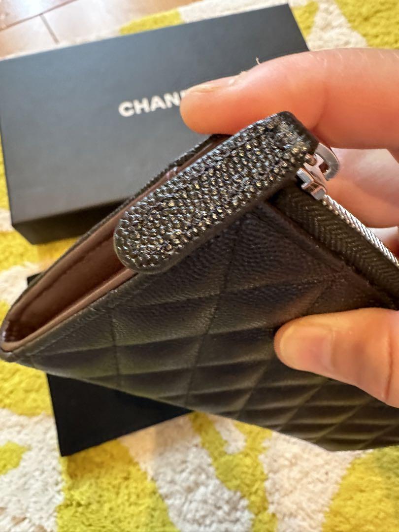 新品同様CHANEL キャビアスキン長財布