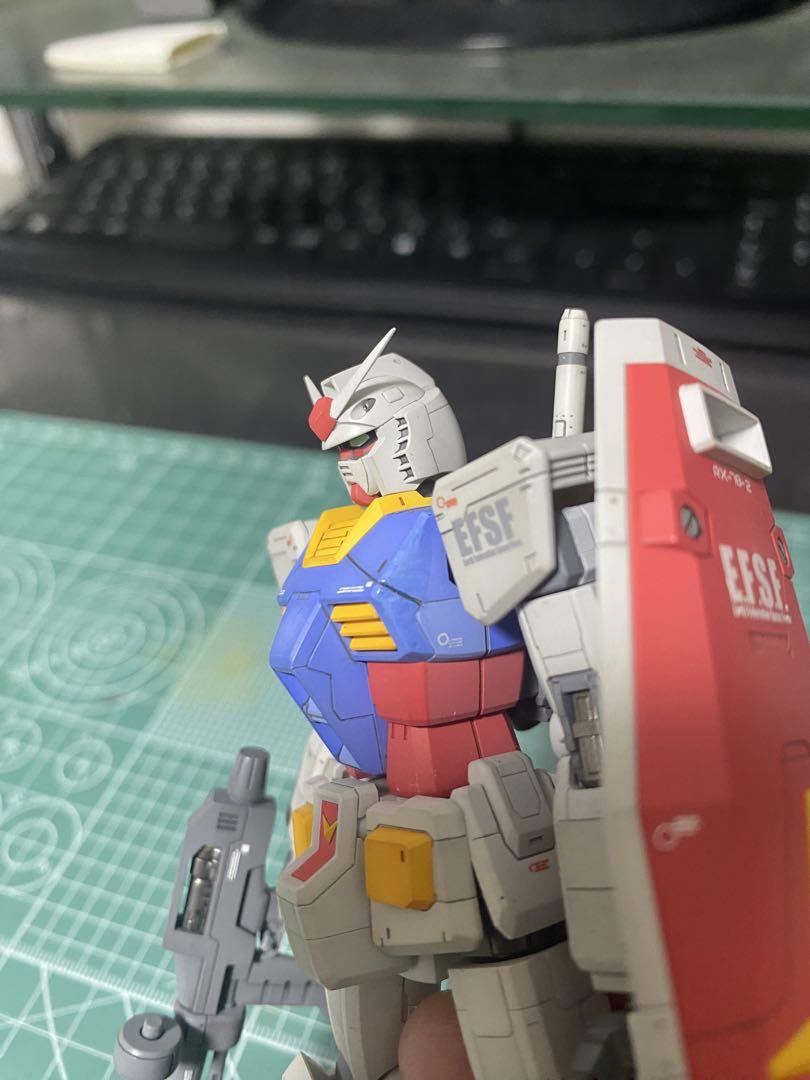 2体セット]【HGUC/EG】νガンダムHWS装備型/福岡限定93ff ν