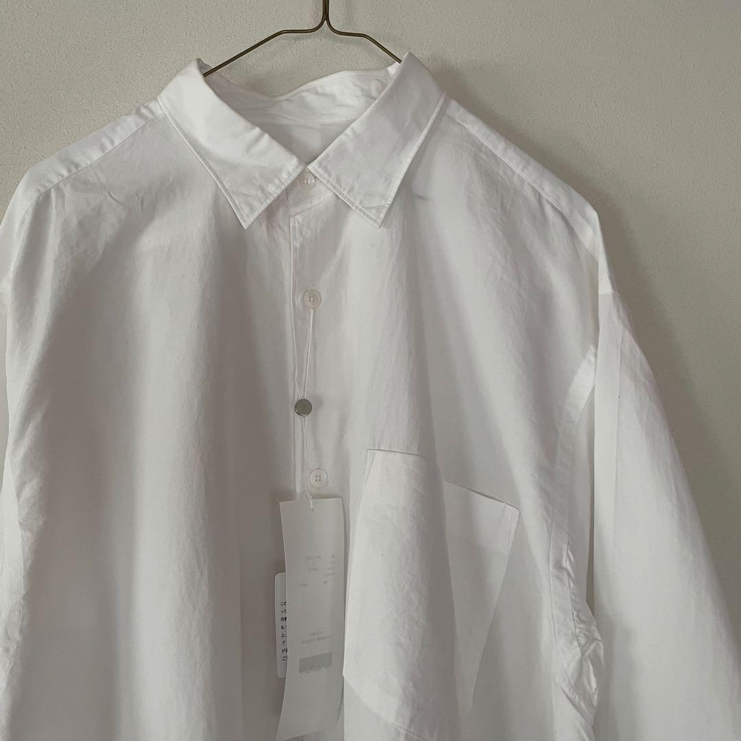 新品タグ付＊COMOLIコモリ白シャツsize3