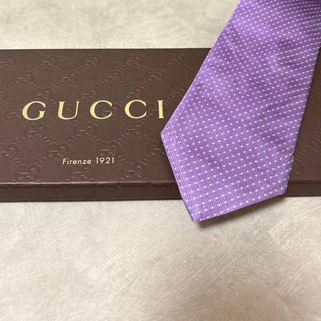 GUCCI ネクタイ 薄紫 美品 GUCCI グッチ シルク ネクタイ パープル 薄紫 ドット 総柄