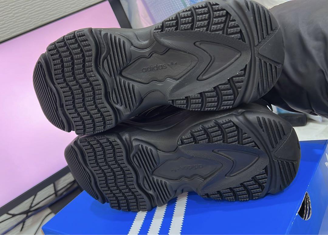 adidas Originals OZGAIA 厚底 スニーカー