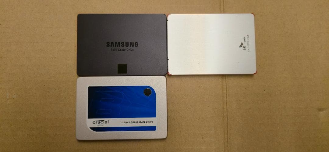 SSD 240GB×15枚 250GB×3枚 256GB×9枚 合計27枚まとめ SSD 240GB×15枚 250GB×3枚 256GB×9枚 合計27枚まとめ