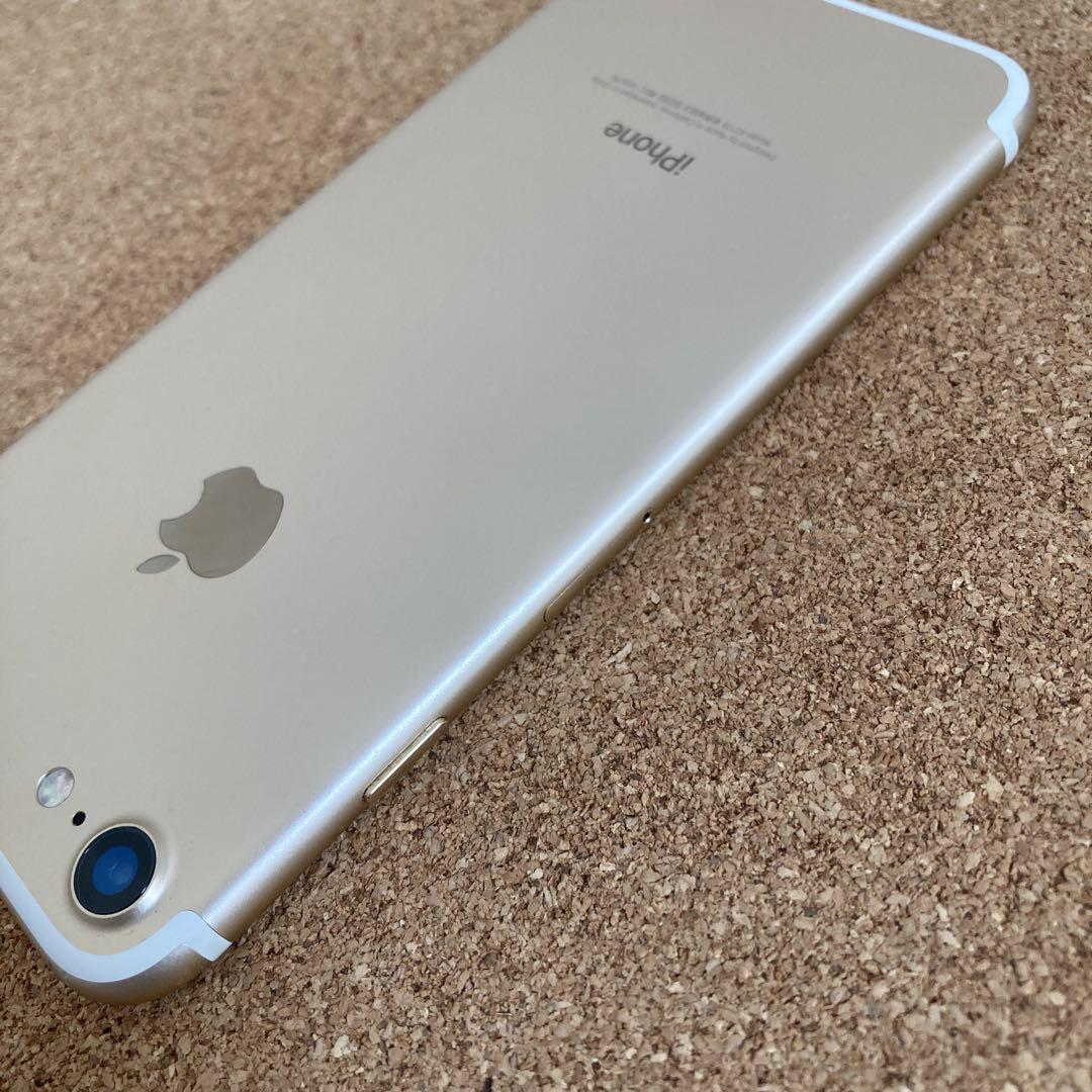 2087【早い者勝ち】比較的美品☆iPhone7 32GB SIMフリー☆