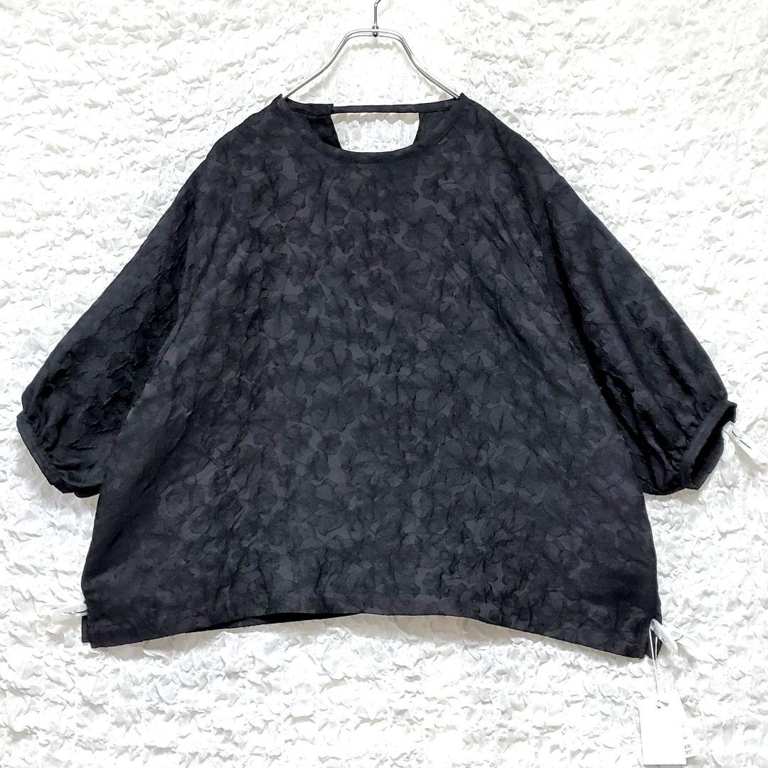 LUCA LADY LUCK LUCA エンブロイダリー 総刺繍 プルオーバー