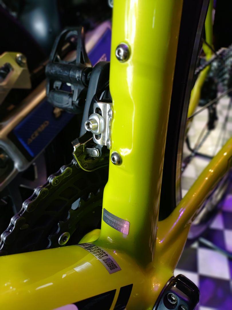 愛知 ブリジストン アンカー ANCHOR RS8 フルカーボン ロード バイク