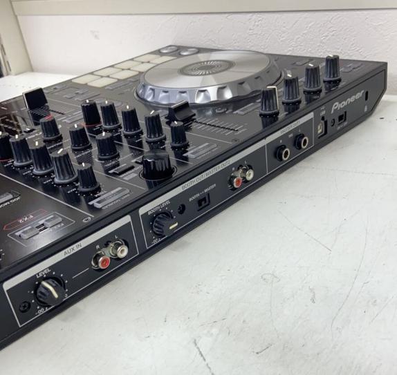 DDJ-SR(カラーカスタム) パイオニア DJコントローラー DDJ-SR (archived) Portable 2-channel controller for Serato