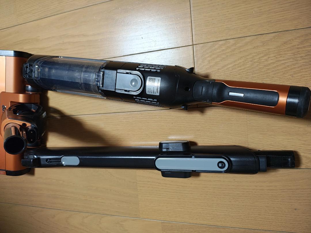 シャーク★コードレスクリーナー★CS651JOR★バッテリー新品と同等★1