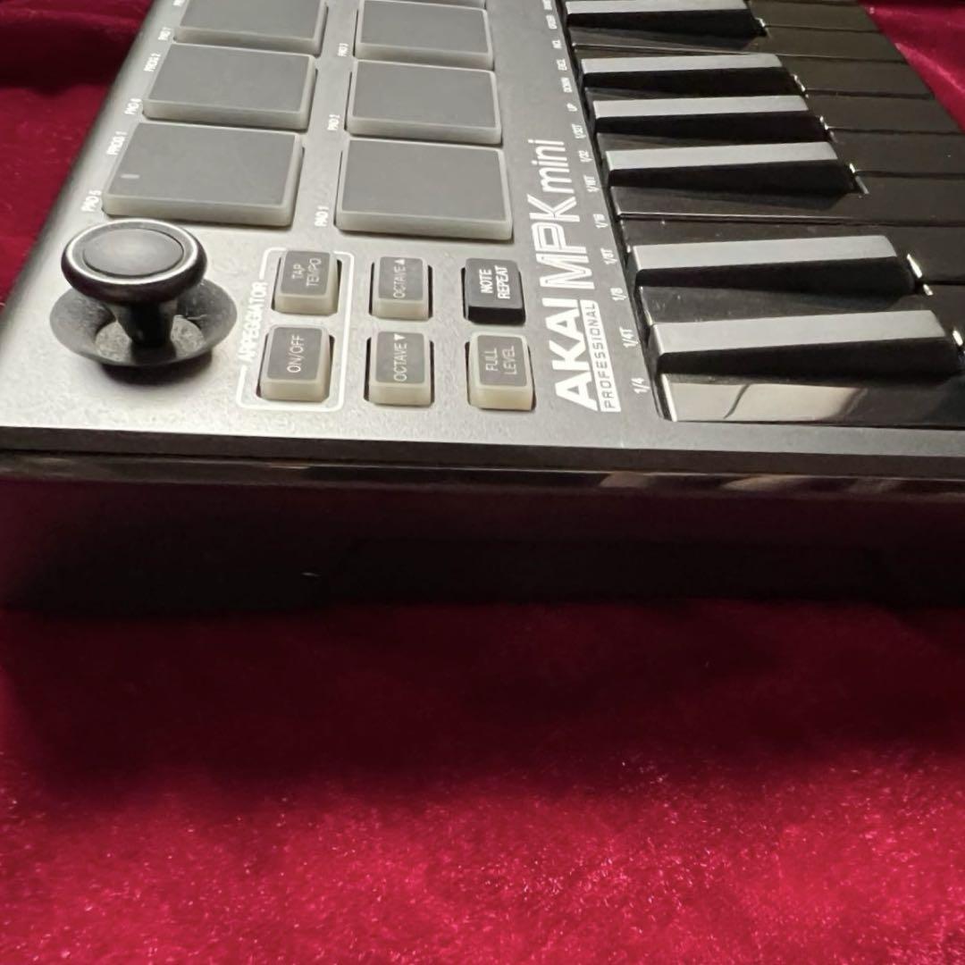 DTM・DAW AKAI MPK mini special edition black
