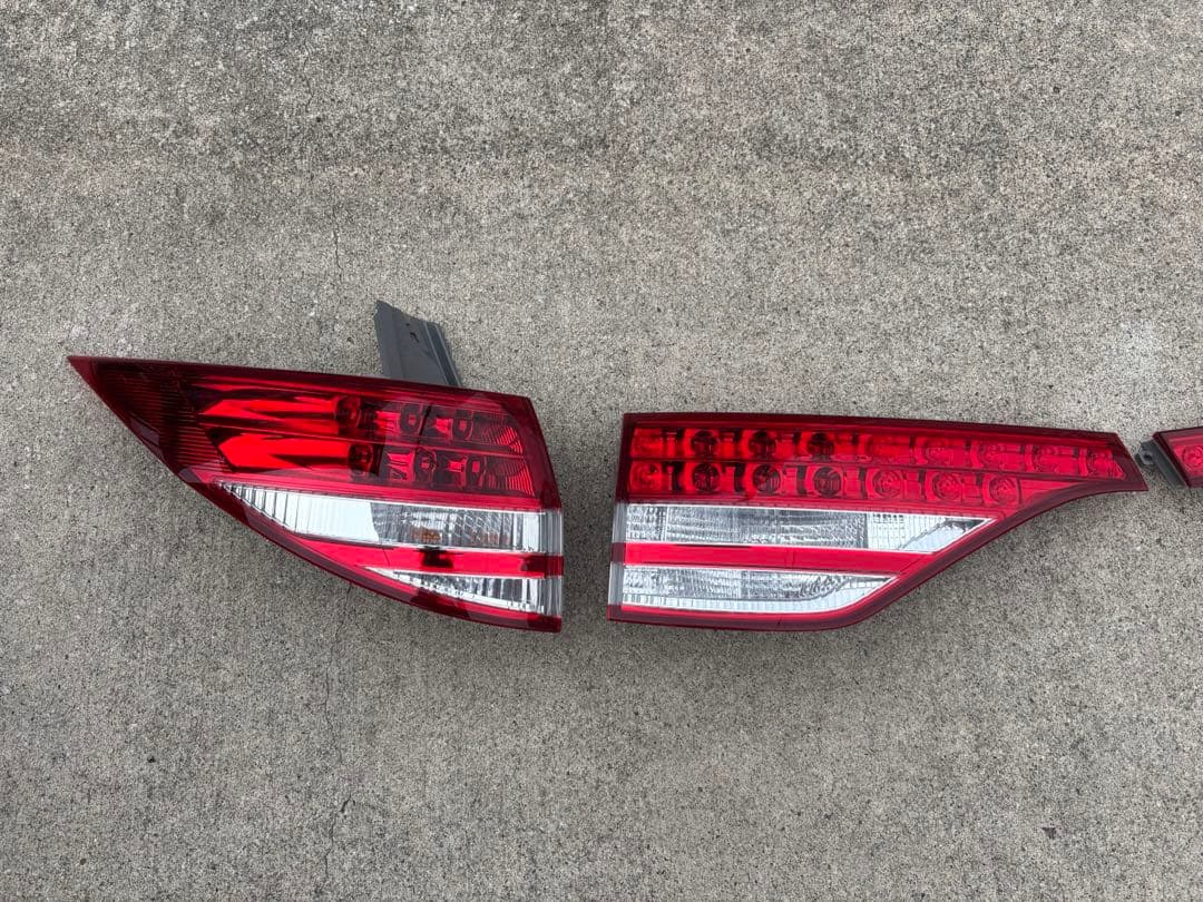 『トヨタ純正』ACR50 エスティマ テールランプ 『トヨタ純正』ACR50 エスティマ テールランプ