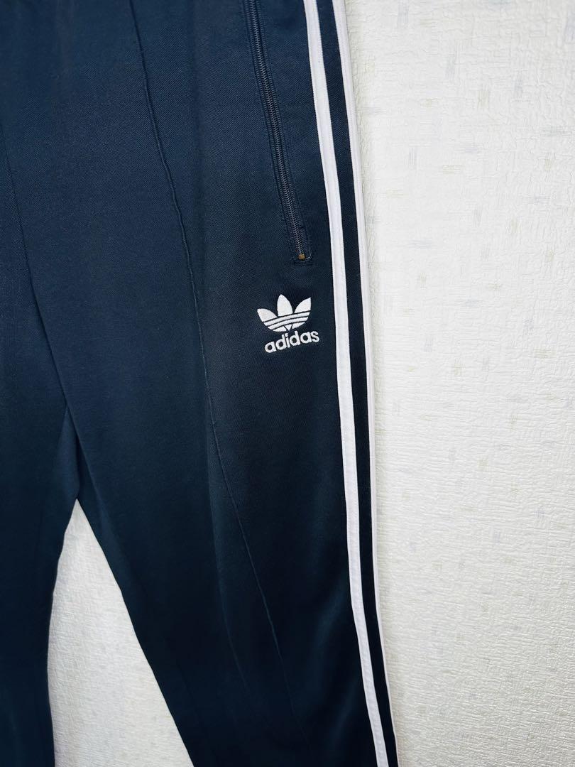 adidas 黒 ジャージパンツ 3stripes