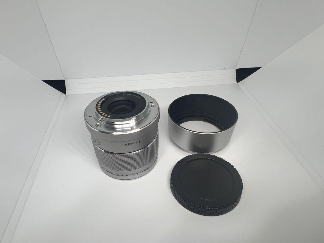LUMIX DC-GF9ダブルレンズキット＋42.5mmf1.7 純正レンズ付属