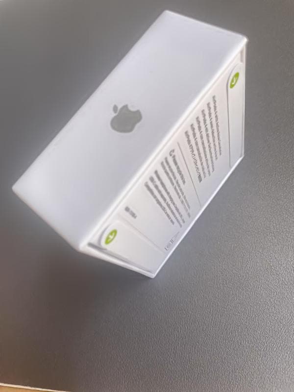 新品未使用 AirPods 第4世代 ANC搭載 新品未使用 AirPods 第4世代 ANC搭載