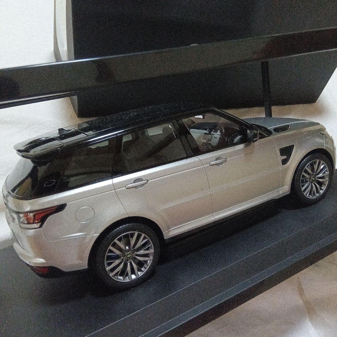 京商 1/18 レンジローバー Sport SVR