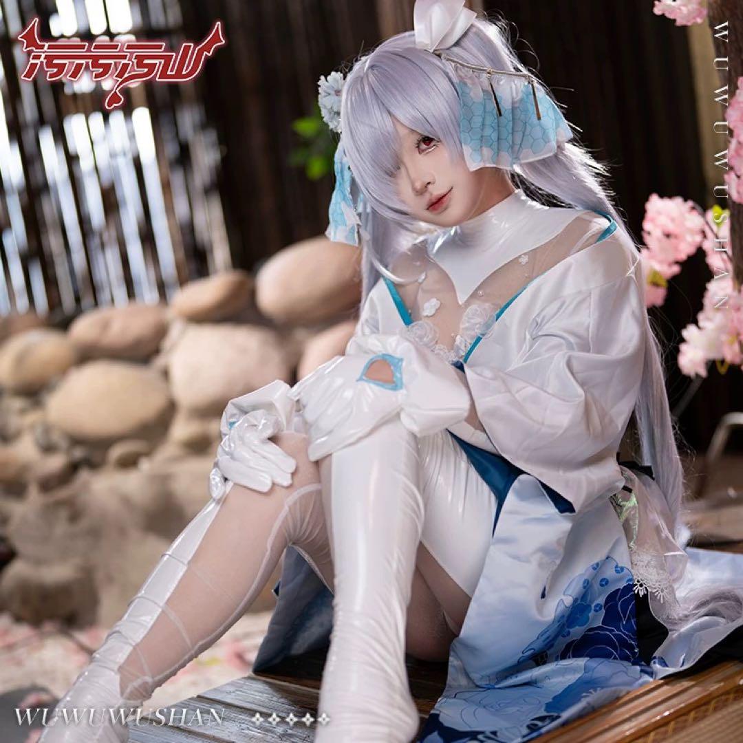 NIKKE　シンデレラ　コスプレ衣裳　M　試着のみ新品 Amazon.co.jp: [ヤンババです] 勝利の女神：NIKKEシンデレラ