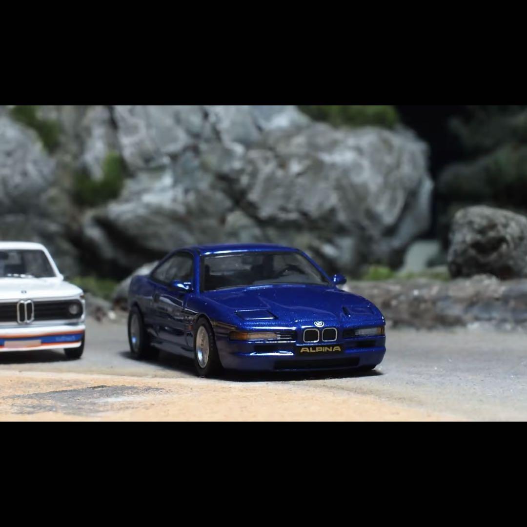 【新品未開封】BMW 850csi ミニカー　アルピナブルー【値下げOK】