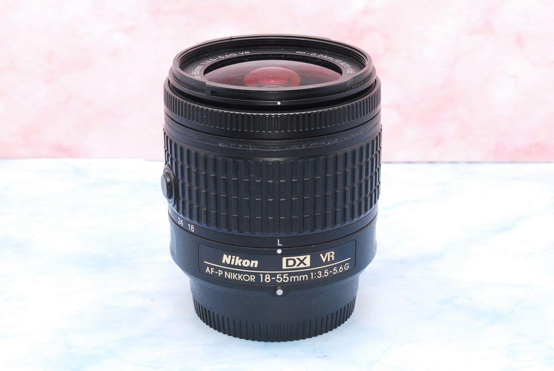 Nikon D5600❣️バッグ付でお得❣️一眼レフカメラ❣️高性能標準レンズ