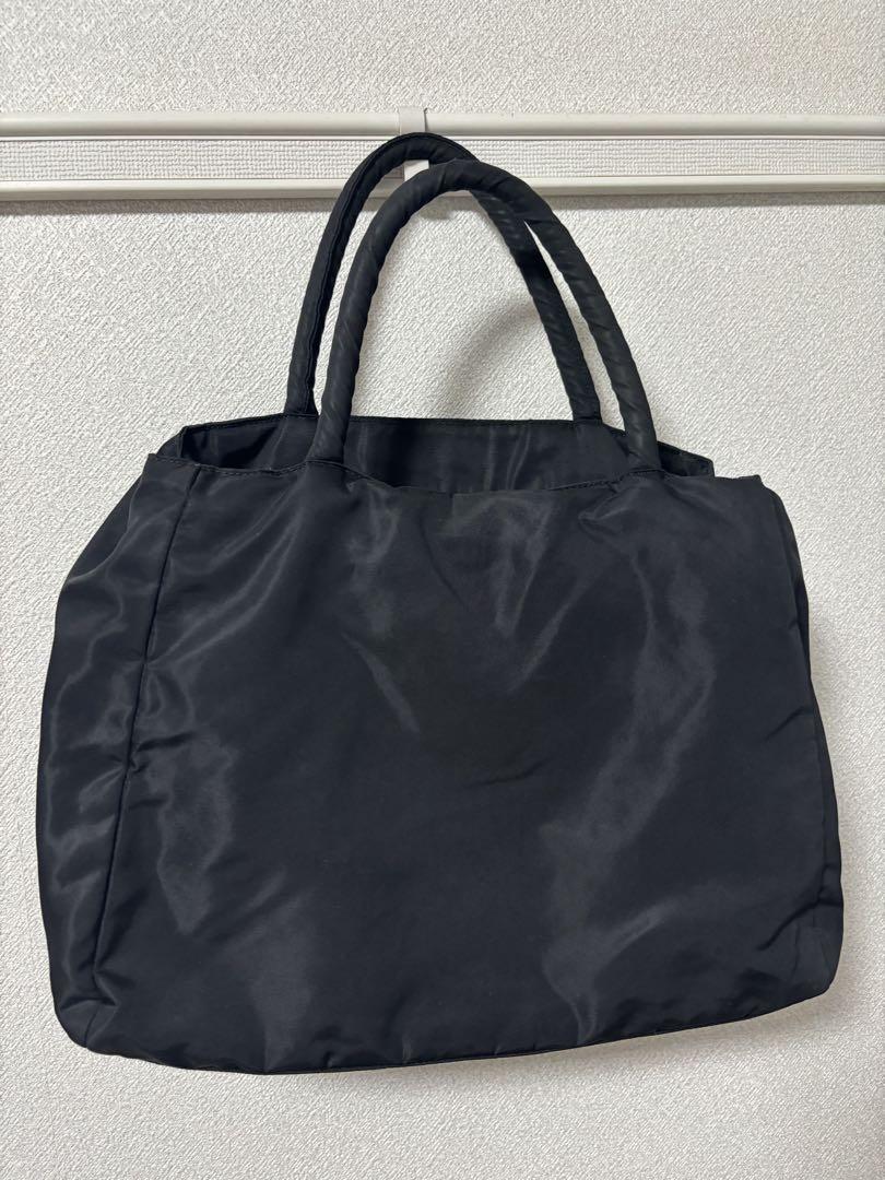 PRADA 黒 ナイロントートバッグ