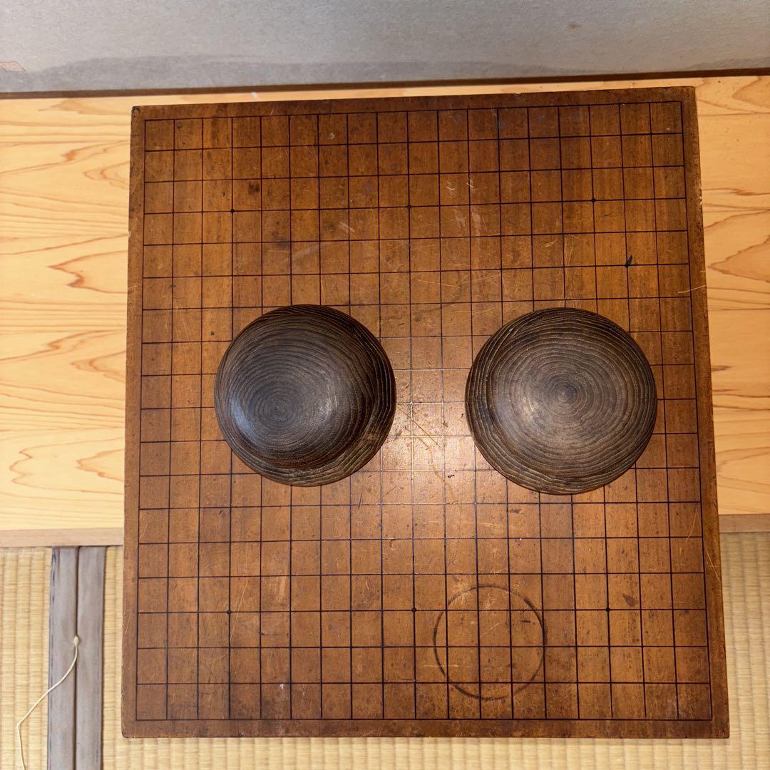 囲碁盤　脚つき　へそ有り 4 囲碁盤 碁石、脚付へそ有り榧、 - メルカリ