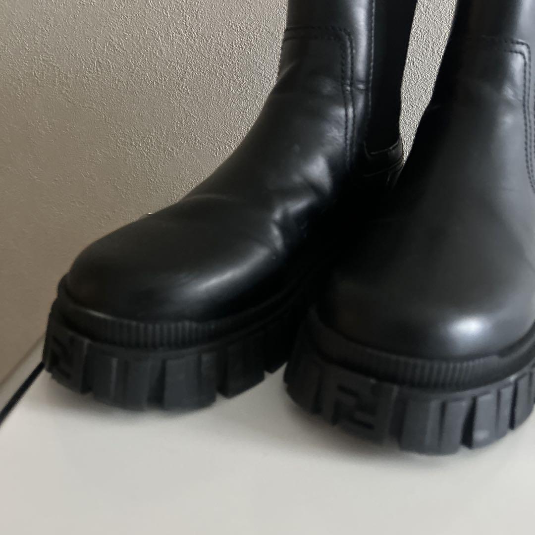 FENDI厚底ブーツ FENDI 厚底ブーツブラック36