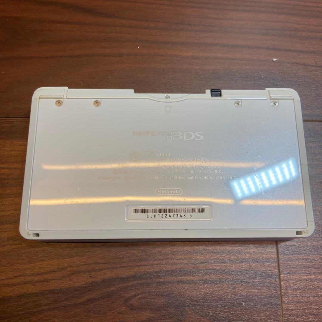 ニンテンドー3DS 本体 アイスホワイト 5028 ニンテンドー3DS 本体 アイスホワイト 5028