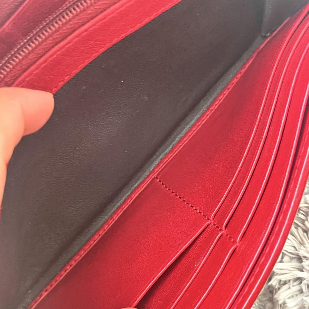 美品✨GUCCI 長財布　ラブリーハート　シマ　レッド　レディース　ロゴ金具