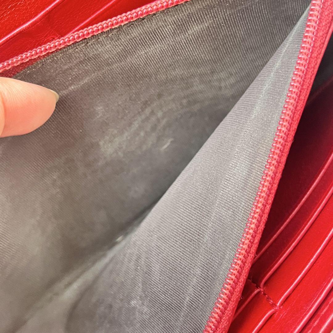 美品✨GUCCI 長財布　ラブリーハート　シマ　レッド　レディース　ロゴ金具