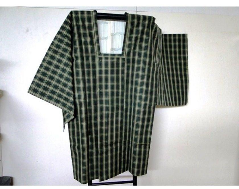 新品 しつけ糸付 泥黄八丈大島紬 着物と道行コート