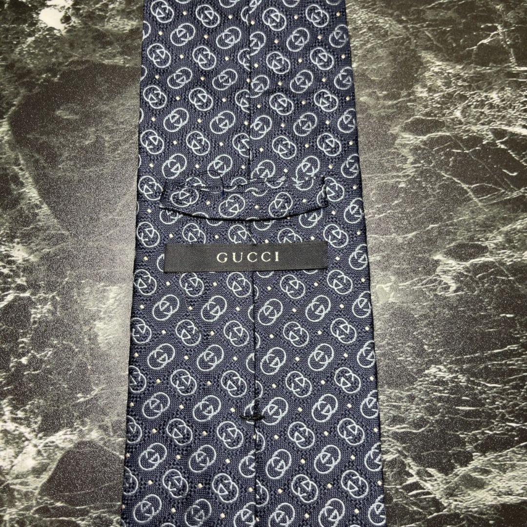 GUCCI グッチ ネイビーシルクネクタイ ロゴパターン インターロッキング