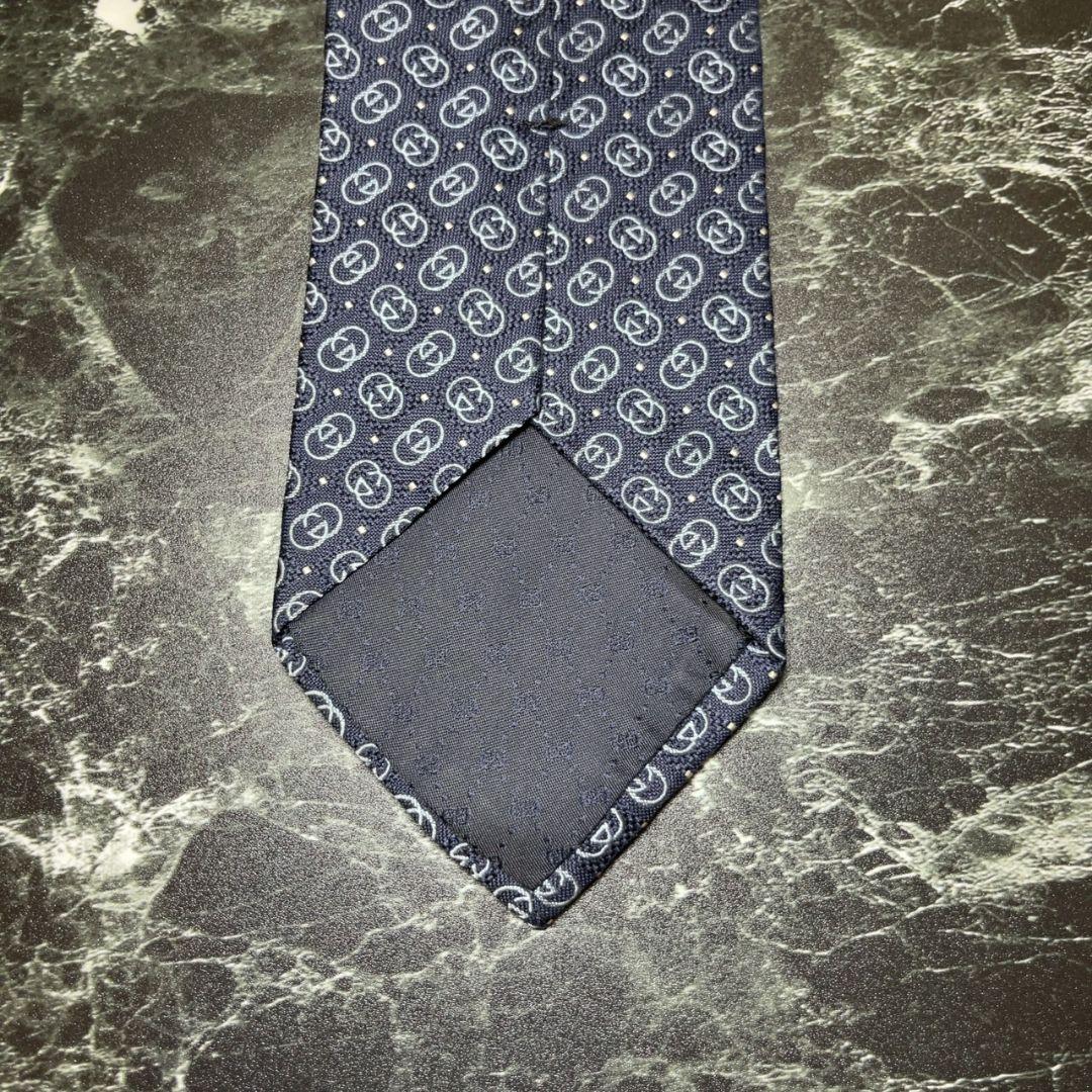 GUCCI グッチ ネイビーシルクネクタイ ロゴパターン インターロッキング