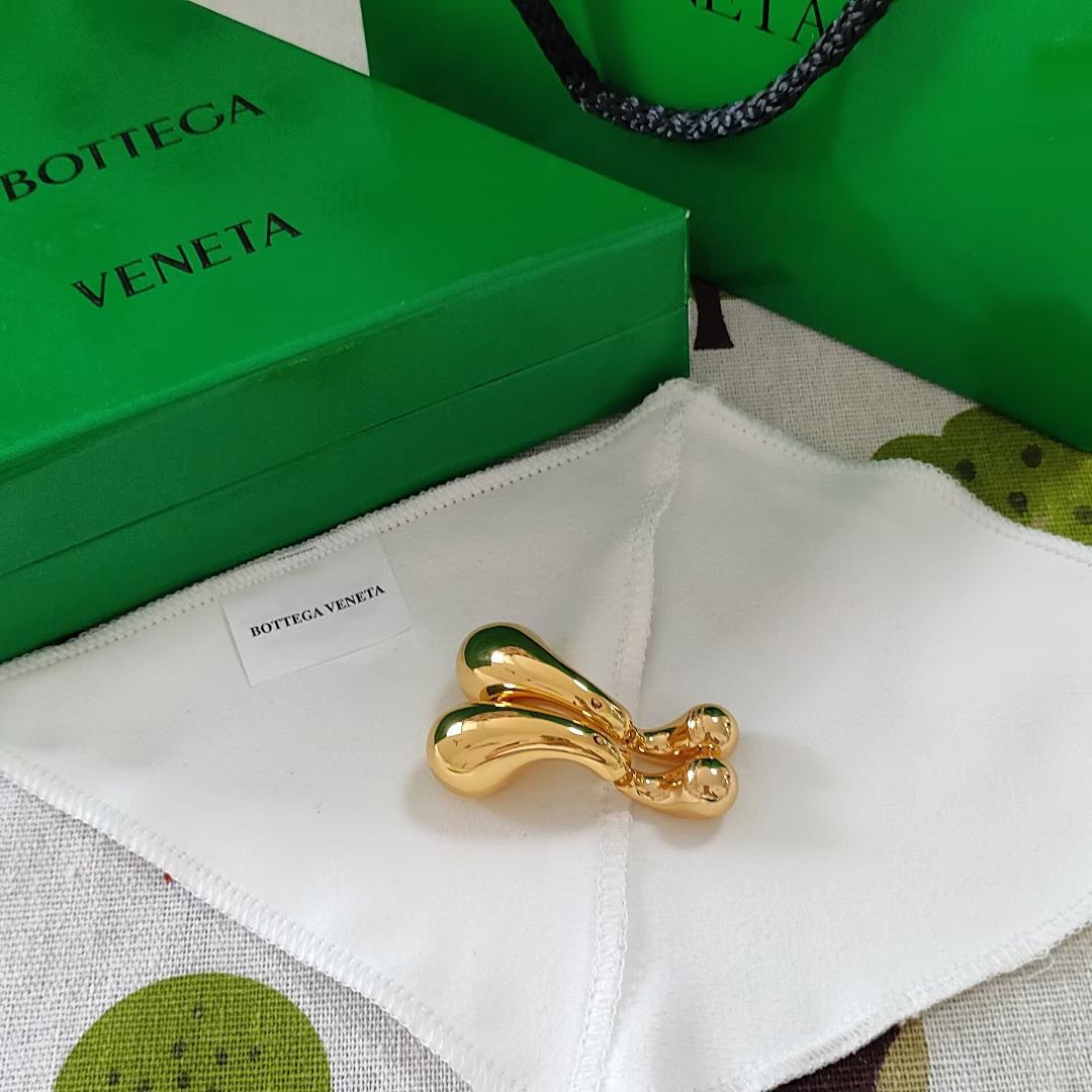 【ボッテガヴェネタ】 BOTTEGA VENETA ドロップ ピアス ゴールド