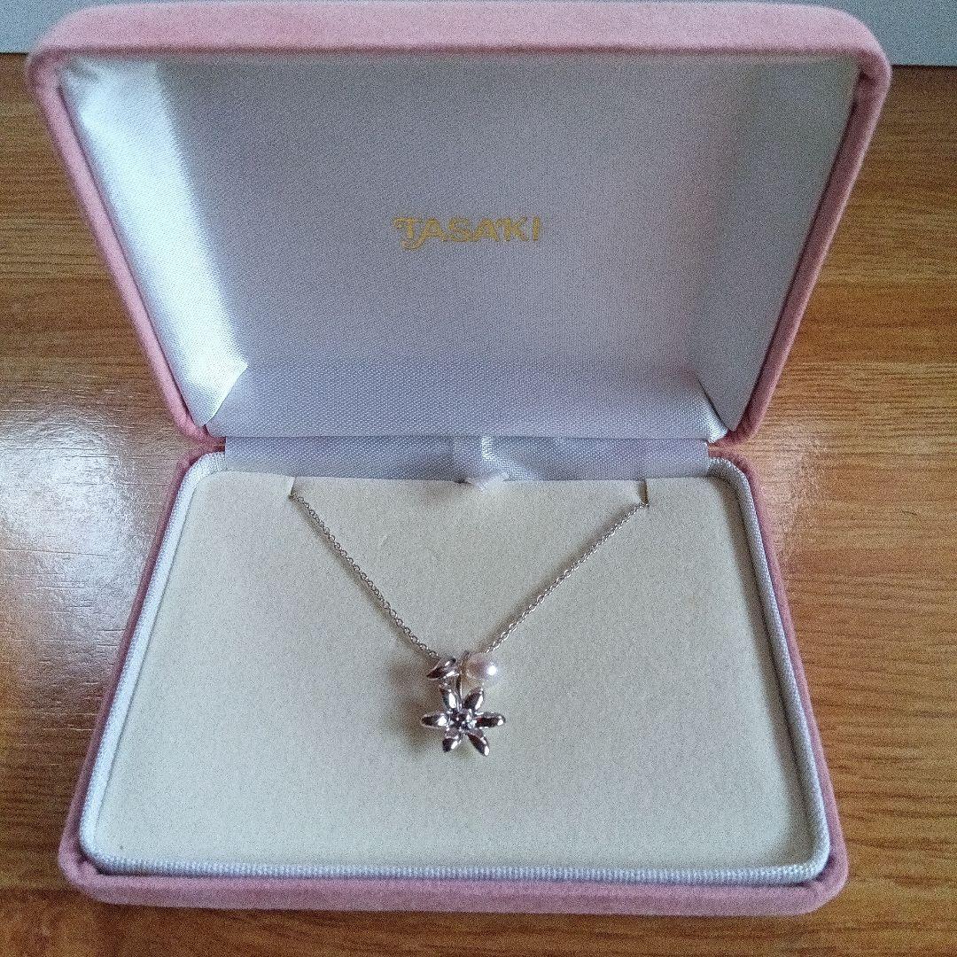 TASAKI 花モチーフ ネックレス パール付き