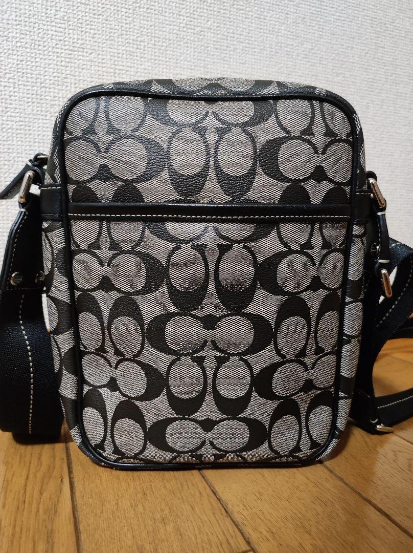 ちゃこ　COACH　PVC ショルダーバッグ　シグネチャー　ヘリテージ