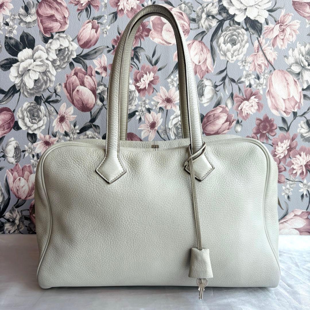 希少レア!! HERMES エルメス ヴィクトリア35 グレー系 SV金具 希少レア!! HERMES エルメス ヴィクトリア35 グレー系 SV金具