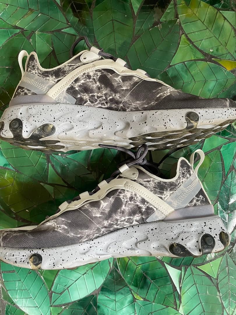 Nike React Element 55 マーブルスニーカー