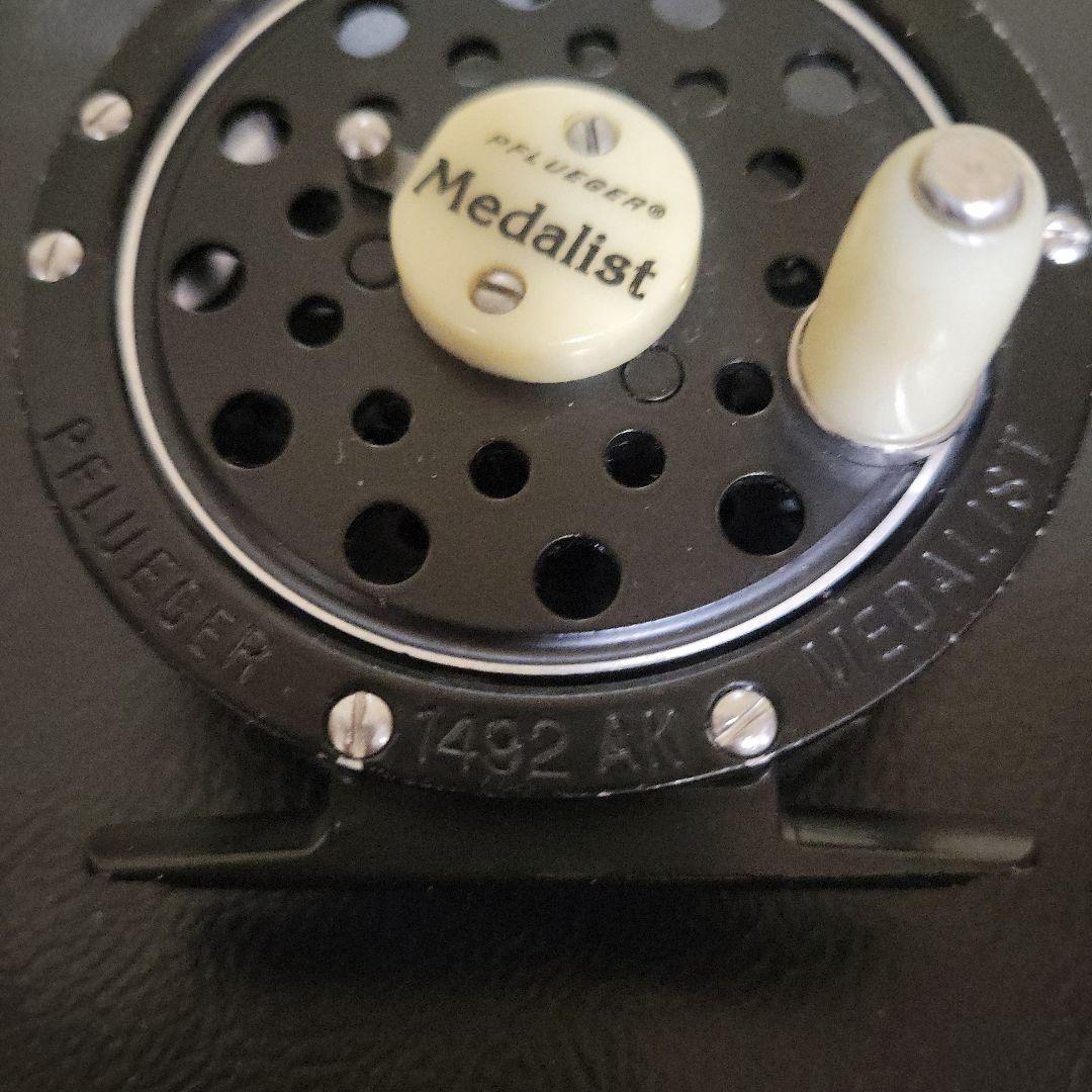 Pflueger Medalist 1492 AK フライリール