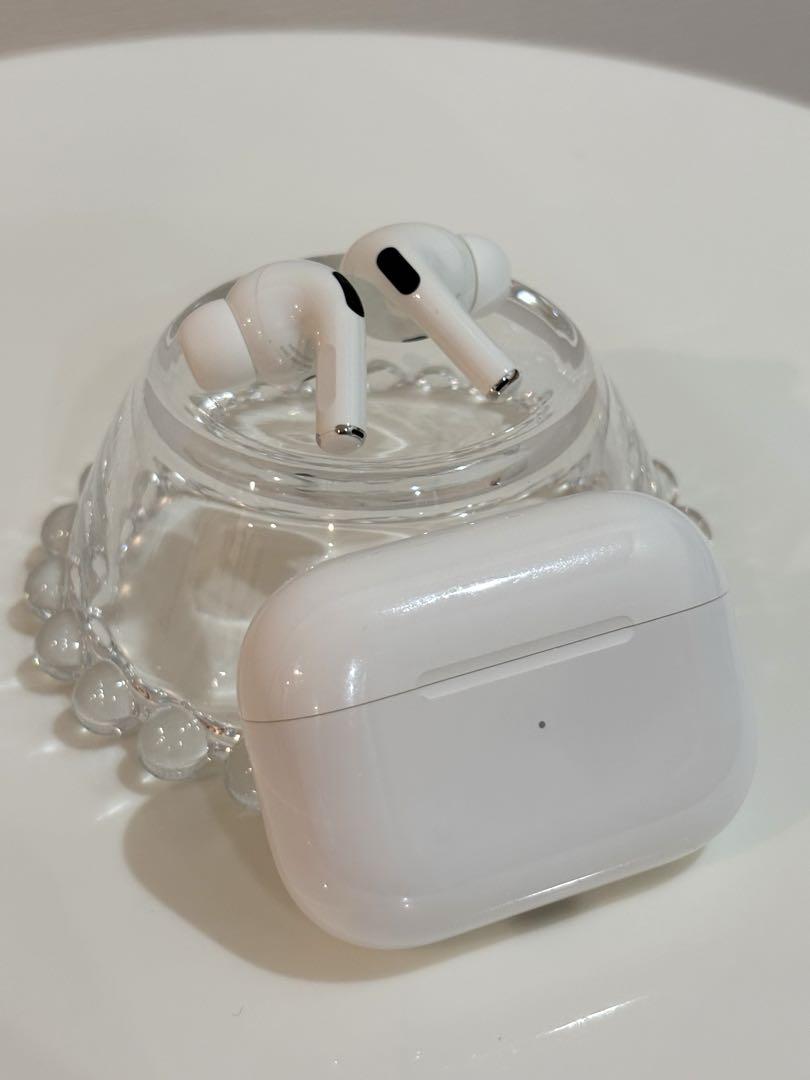 AirPods pro 第一世代 純正品 本体 イヤホン A2084 A2190