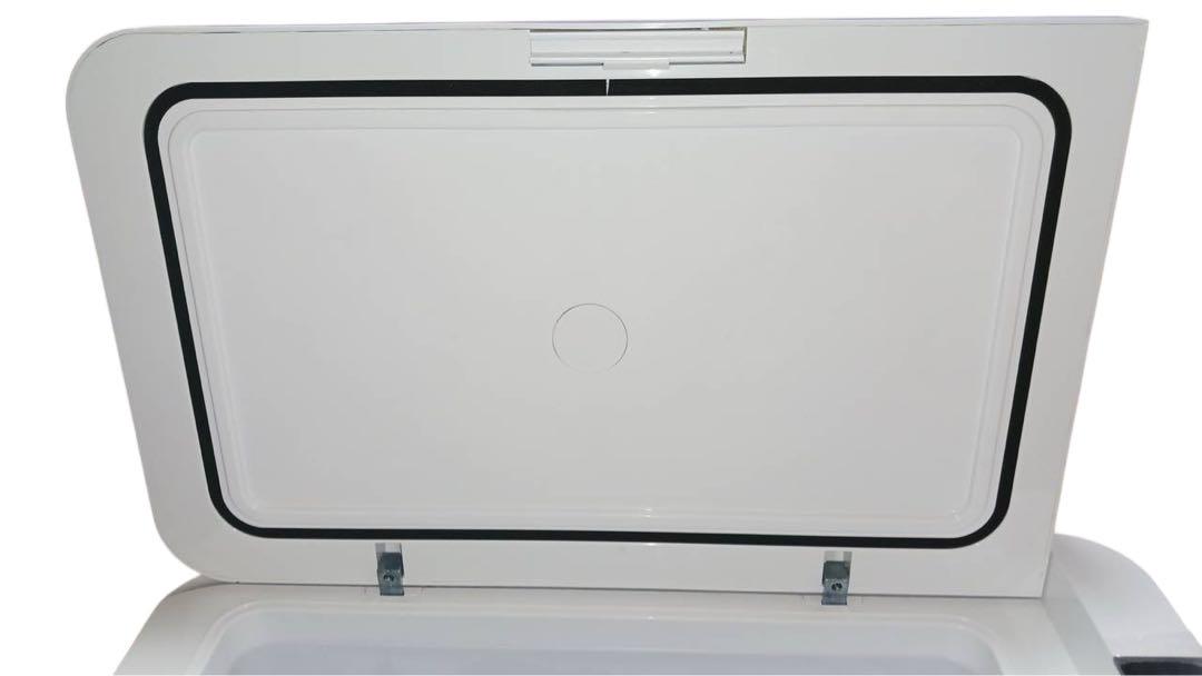 RELICIA ポータブル冷凍冷蔵庫 RLC-CF28 - メルカリ