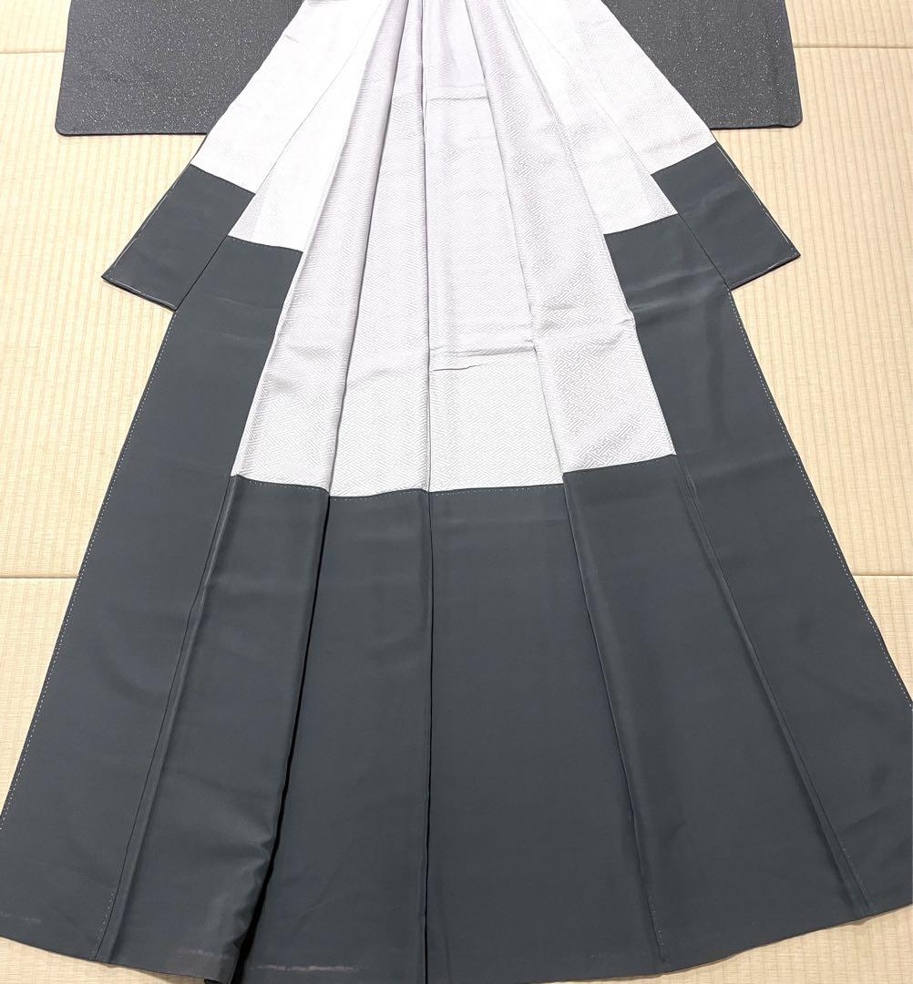 個性的 作家物 グレー×銀通し キラキラ 紬 紋なし 個性的 作家物 グレー×銀通し キラキラ 紬 紋なし
