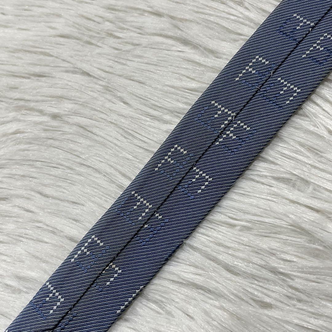 新品 FENDI ズッカ柄 小紋 ネクタイ ジャガード イタリア製 おしゃれ 美品✨FENDI ネクタイ ズッカ柄 FFロゴ ジャガード かっこいい