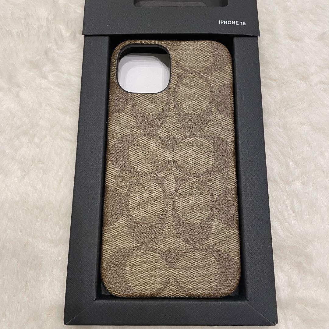 ラスト1点新品COACH シグネチャー　スマホケース　iPhone 15専用