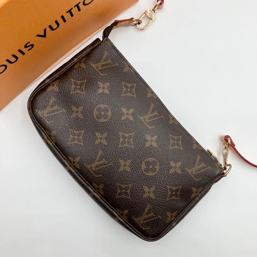 ルイヴィトン モノグラム ポシェットアクセソワールLOUIS VUITTON