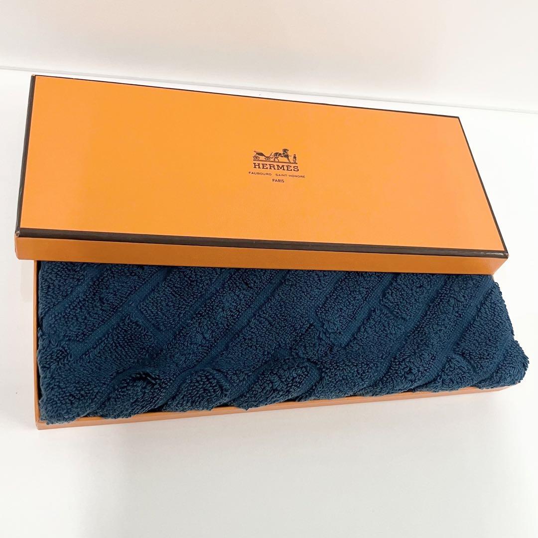エルメスハンドタオル箱付き新品未使用タグ付き