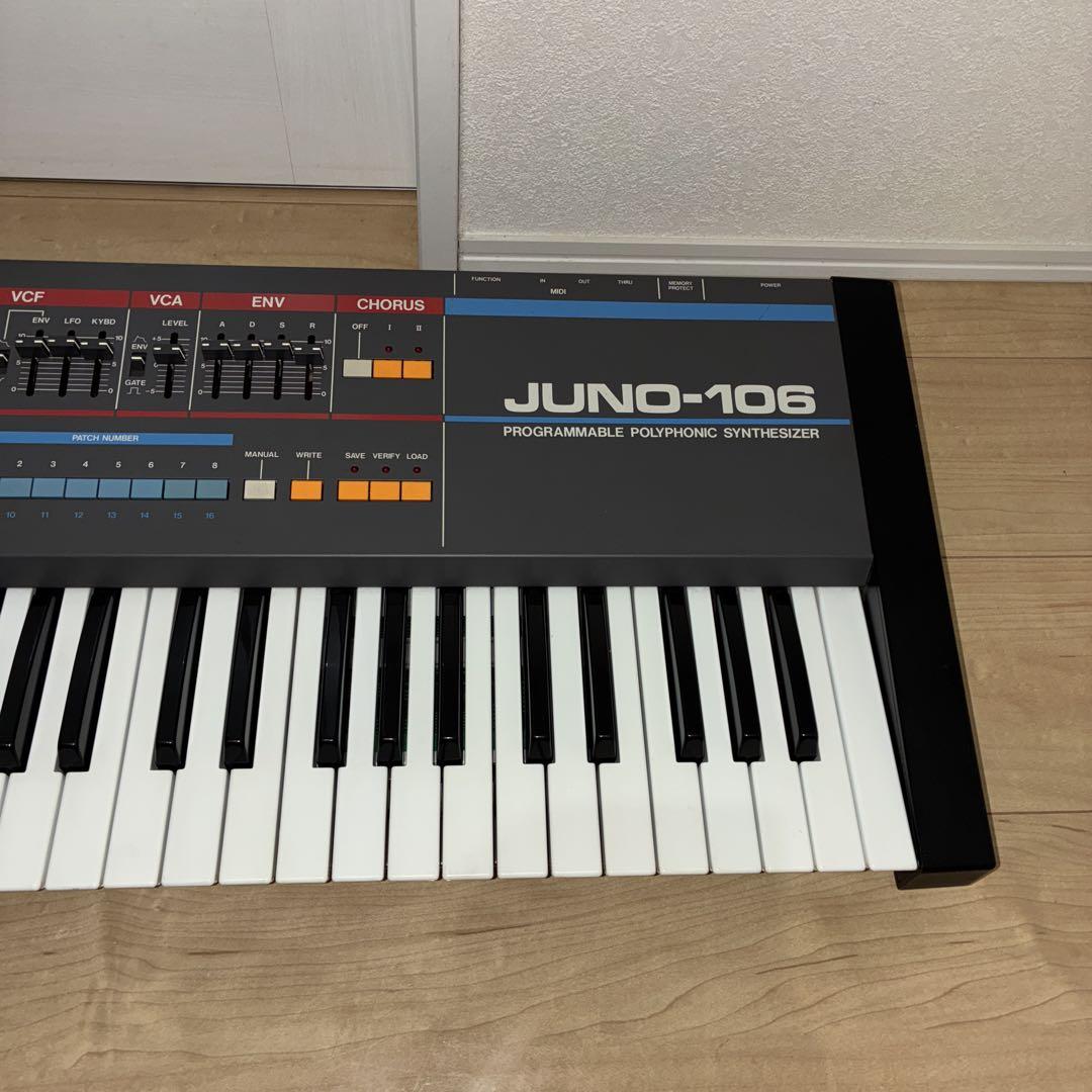 希少名機　Roland JUNO-106 シンセサイザー 61鍵
