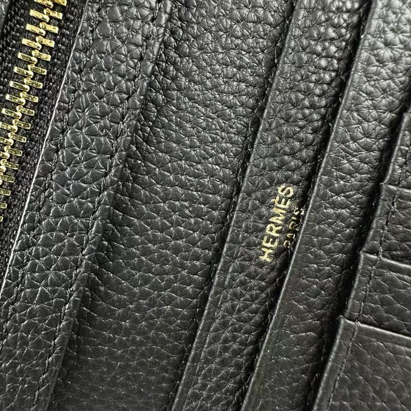 HERMES ブラック 二つ折り財布 HERMES ブラック 二つ折り財布