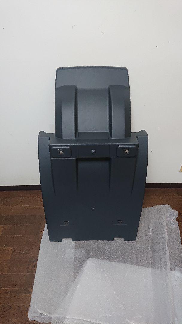 VOLVO ボルボ トレーラーヘッド フロントフェンダー 新品