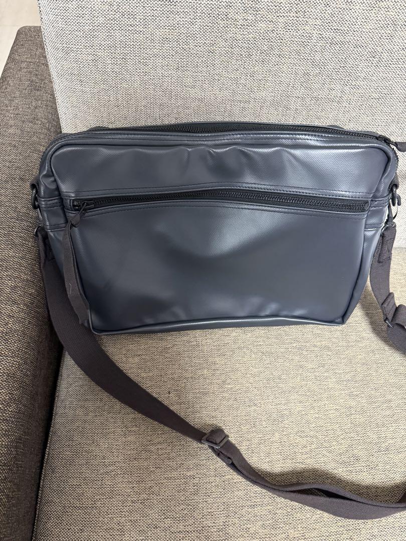 【美品】ラゲッジ レーベル ライナー ショルダーバッグ 951-09240