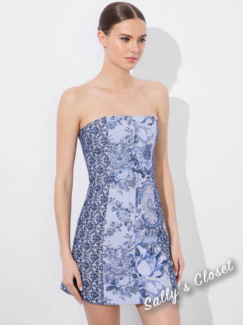 ❣️25新作 新品♡ Alice+Olivia 青花柄ミニワンピース♡　660